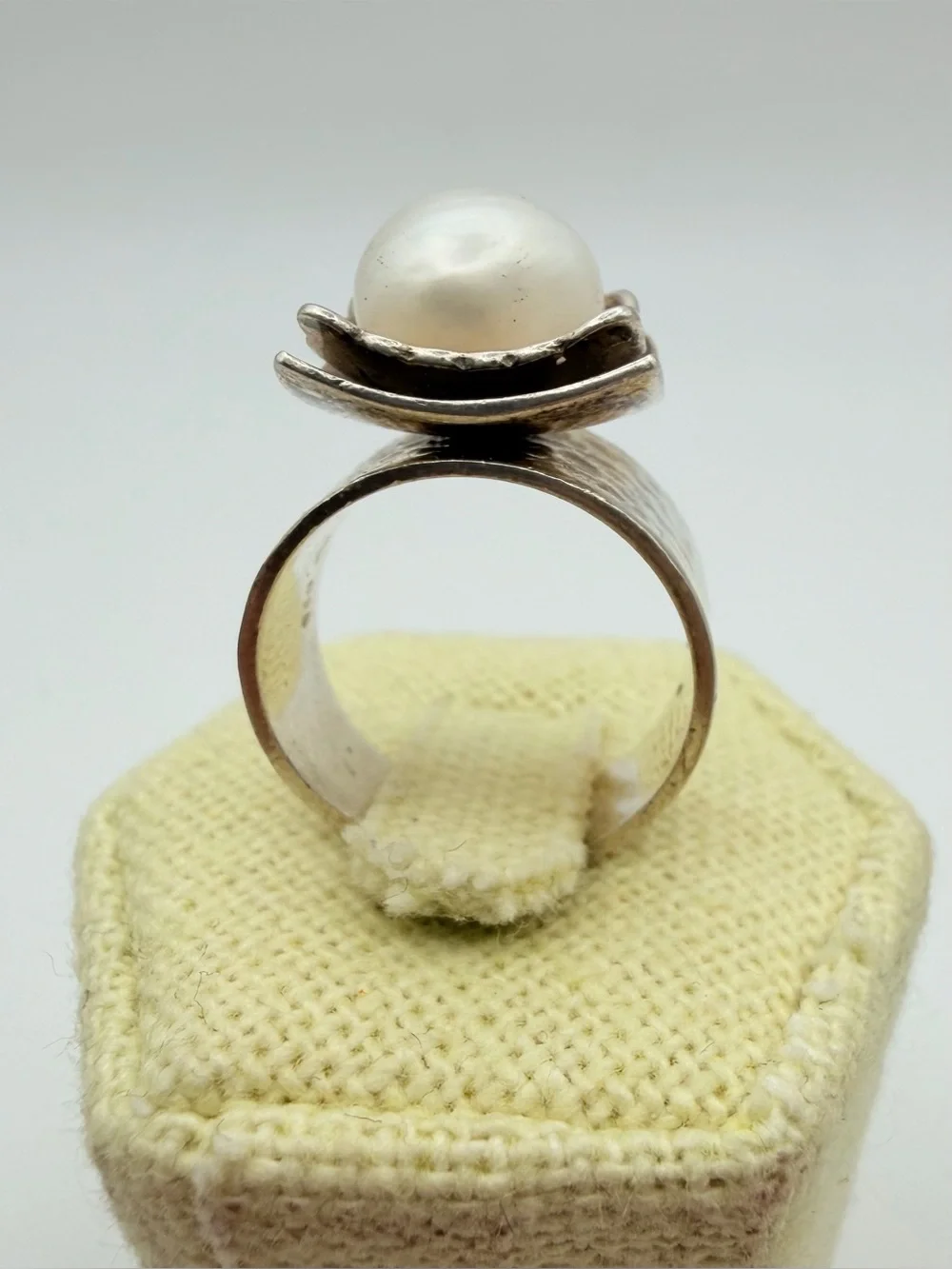 Vintage Silpada Hammered Sterling Silver and Pearl Ring 5.5